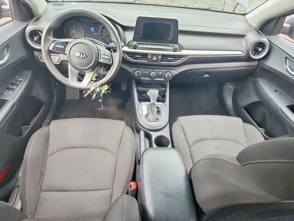 3KPF24AD0ME313463 2021 KIA FORTE - Image 8