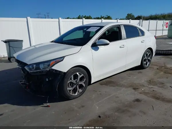 3KPF24AD0ME314564 2021 KIA FORTE - Image 2