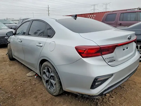 3KPF24AD0ME314922 2021 KIA FORTE - Image 2