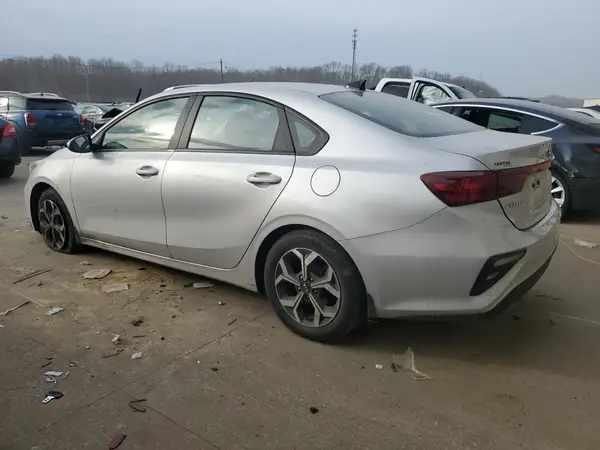 3KPF24AD0ME315052 2021 KIA FORTE - Image 2