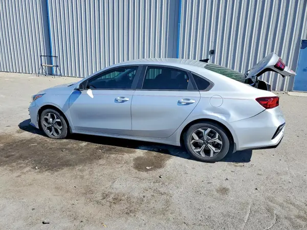 3KPF24AD0ME319490 2021 KIA FORTE - Image 2