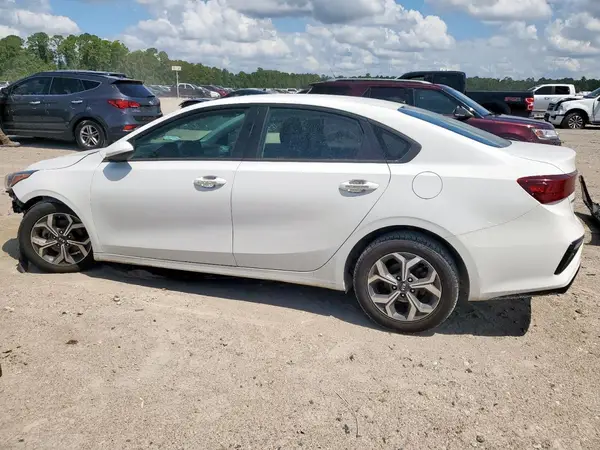 3KPF24AD0ME327847 2021 KIA FORTE - Image 2