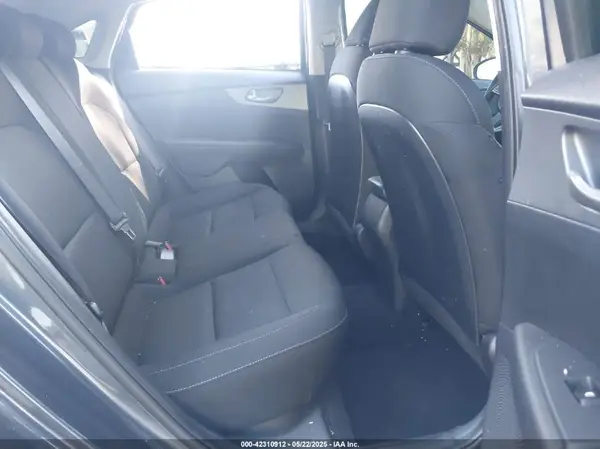 3KPF24AD0ME329971 2021 KIA FORTE - Image 8
