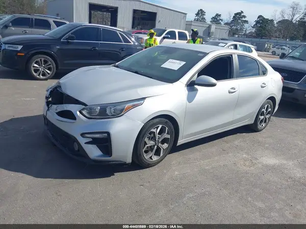 3KPF24AD0ME333678 2021 KIA FORTE - Image 2