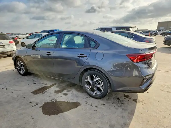 3KPF24AD0ME334023 2021 KIA FORTE - Image 2