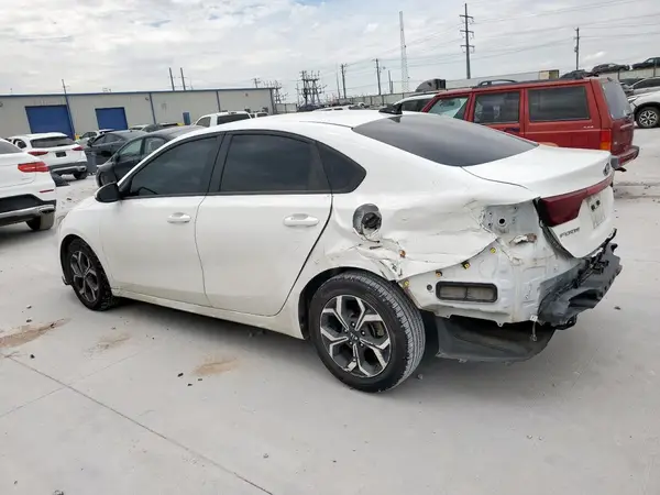 3KPF24AD0ME334216 2021 KIA FORTE - Image 2