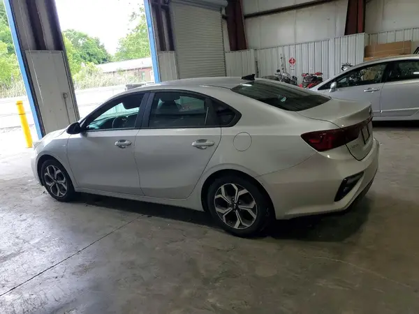 3KPF24AD0ME334510 2021 KIA FORTE - Image 2