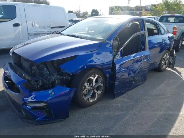 3KPF24AD0ME339318 2021 KIA FORTE - Image 2