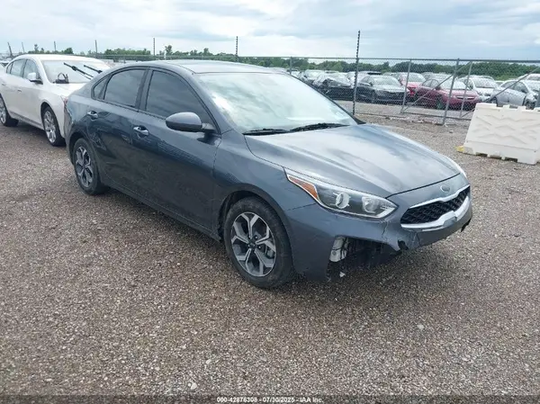 3KPF24AD0ME339805 2021 KIA FORTE - Image 1