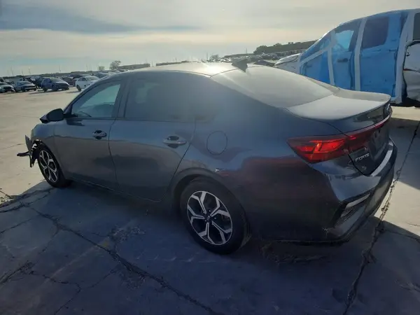3KPF24AD0ME345104 2021 KIA FORTE - Image 2