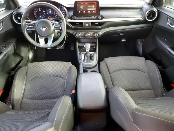 3KPF24AD0ME345698 2021 KIA FORTE - Image 8