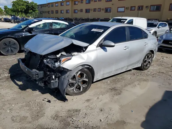 3KPF24AD0ME348763 2021 KIA FORTE - Image 1