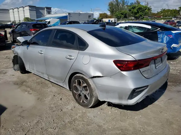 3KPF24AD0ME348763 2021 KIA FORTE - Image 2