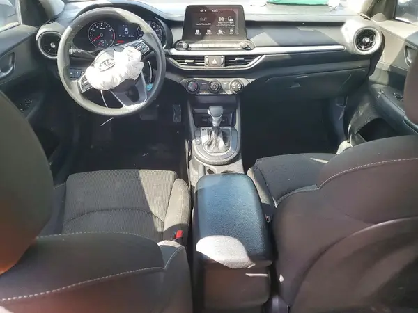 3KPF24AD0ME348763 2021 KIA FORTE - Image 8