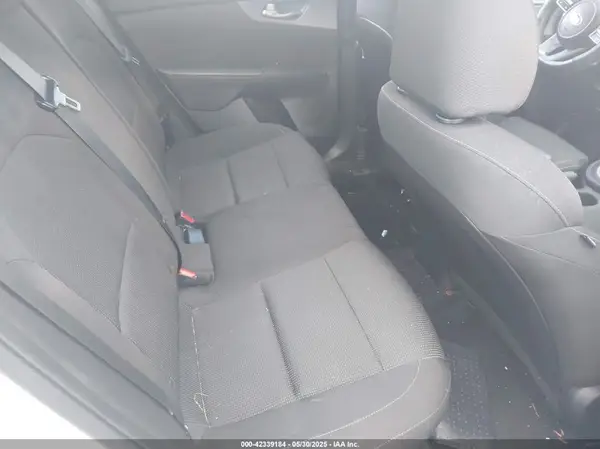 3KPF24AD0ME349220 2021 KIA FORTE - Image 8