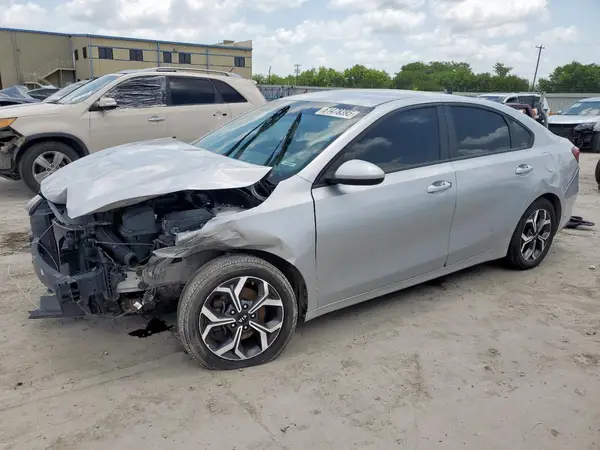 3KPF24AD0ME352084 2021 KIA FORTE - Image 1