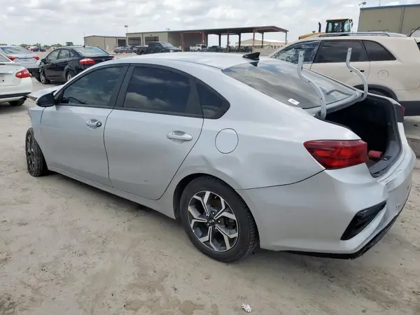 3KPF24AD0ME352084 2021 KIA FORTE - Image 2