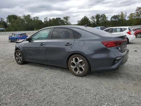 3KPF24AD0ME352988 2021 KIA FORTE - Image 2