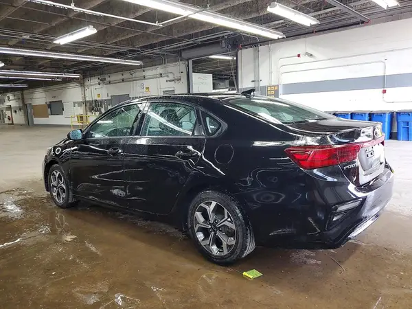 3KPF24AD0ME353185 2021 KIA FORTE - Image 2