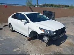 3KPF24AD0ME354742 2021 KIA FORTE