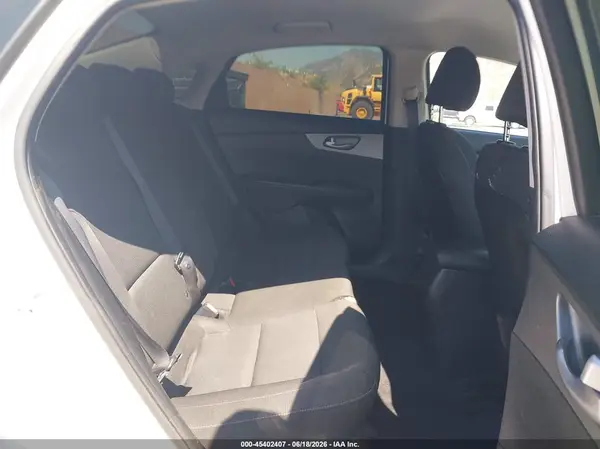 3KPF24AD0ME354742 2021 KIA FORTE - Image 8