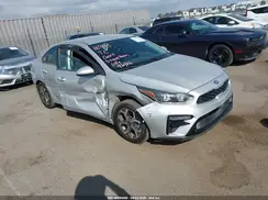 3KPF24AD0ME356670 2021 KIA FORTE