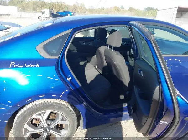 3KPF24AD0ME360234 2021 KIA FORTE - Image 8