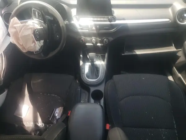 3KPF24AD0ME360668 2021 KIA FORTE - Image 8