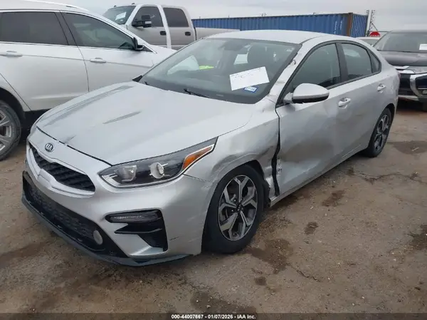 3KPF24AD0ME363764 2021 KIA FORTE - Image 2