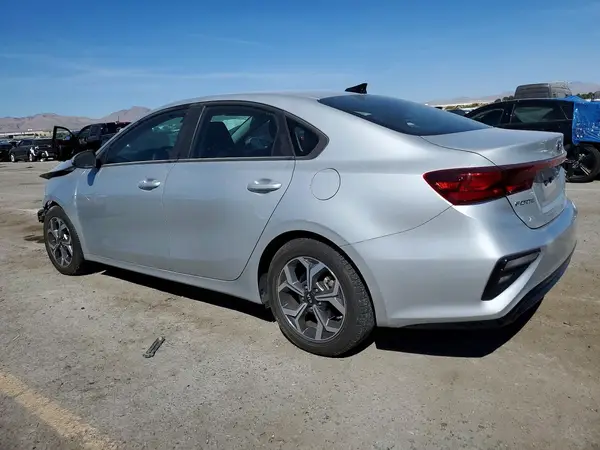 3KPF24AD0ME363957 2021 KIA FORTE - Image 2