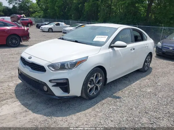 3KPF24AD0ME364882 2021 KIA FORTE - Image 2