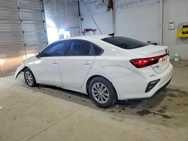 3KPF24AD0ME367202 2021 KIA FORTE - Image 2