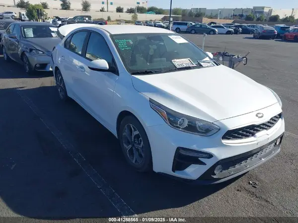 3KPF24AD0ME368835 2021 KIA FORTE - Image 1