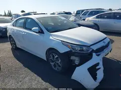 3KPF24AD0ME369385 2021 KIA FORTE