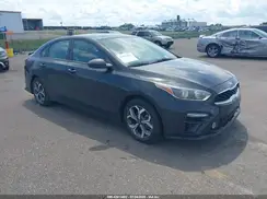 3KPF24AD0ME375431 2021 KIA FORTE