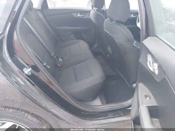 3KPF24AD0ME375431 2021 KIA FORTE - Image 8