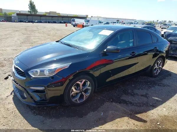 3KPF24AD0ME378068 2021 KIA FORTE - Image 2