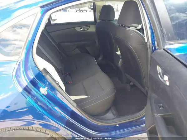 3KPF24AD0ME385974 2021 KIA FORTE - Image 8