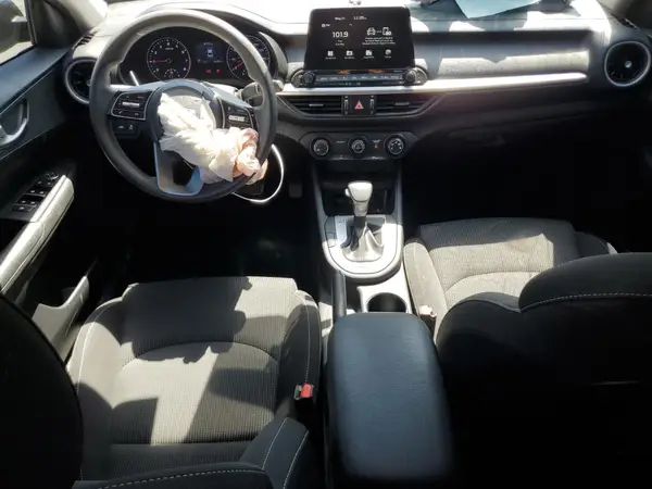 3KPF24AD0ME388311 2021 KIA FORTE - Image 8