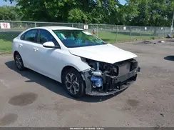 3KPF24AD0ME388387 2021 KIA FORTE