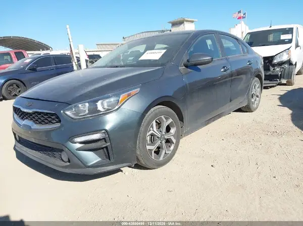 3KPF24AD0ME388406 2021 KIA FORTE - Image 2