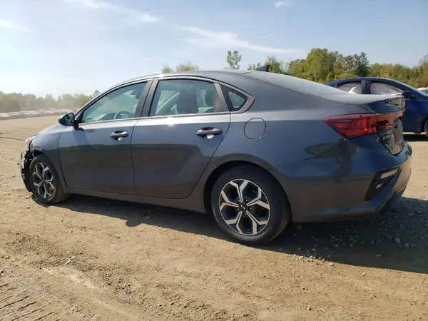 3KPF24AD0ME390883 2021 KIA FORTE - Image 2