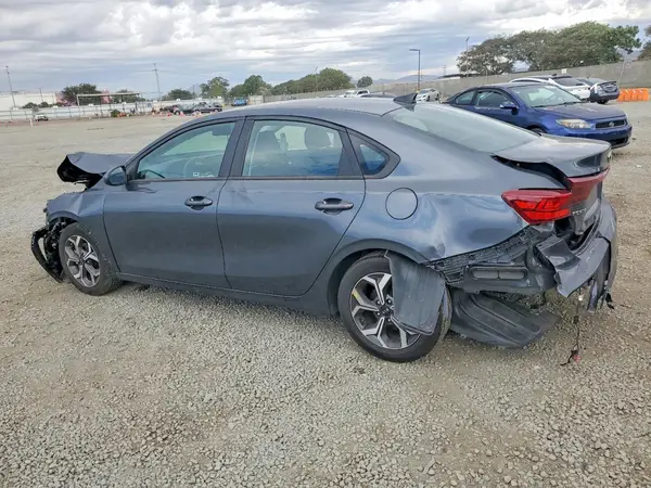 3KPF24AD0ME391435 2021 KIA FORTE - Image 2