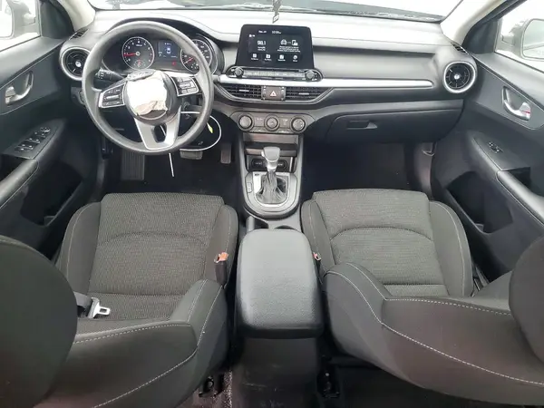 3KPF24AD0ME391435 2021 KIA FORTE - Image 8