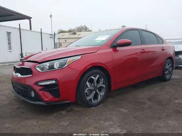 3KPF24AD0ME395565 2021 KIA FORTE - Image 2