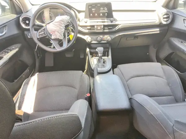3KPF24AD0ME399583 2021 KIA FORTE - Image 8