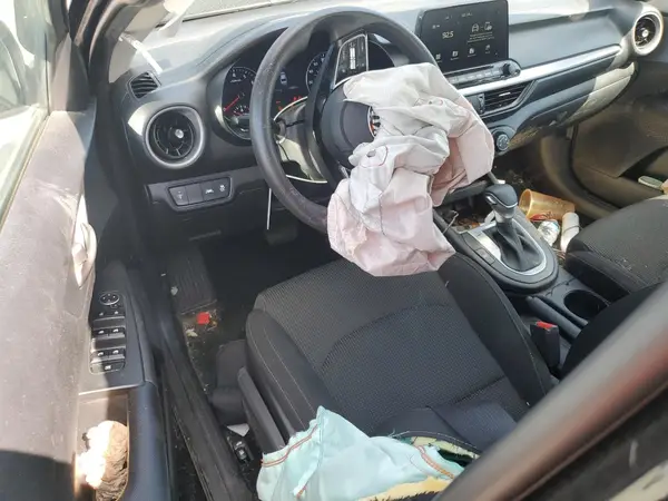 3KPF24AD0ME400599 2021 KIA FORTE - Image 8