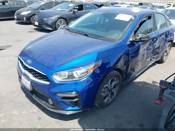 3KPF24AD0ME401624 2021 KIA FORTE - Image 2