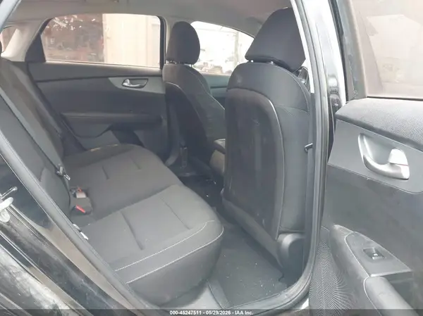 3KPF24AD0ME401767 2021 KIA FORTE - Image 8