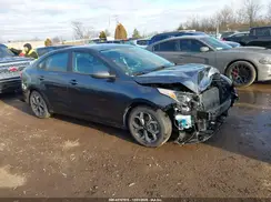 3KPF24AD0ME404197 2021 KIA FORTE